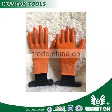 GL049 Latex Working Glove in Red Color