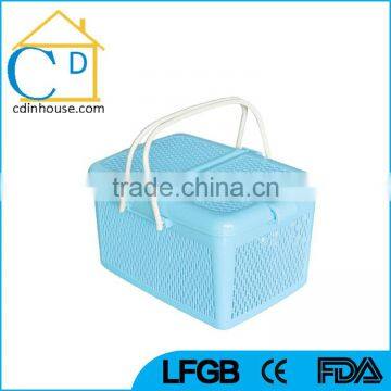 Plastic Wicker Basket with Lid and Handle