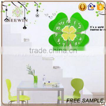 fashionable mute clover wall clock