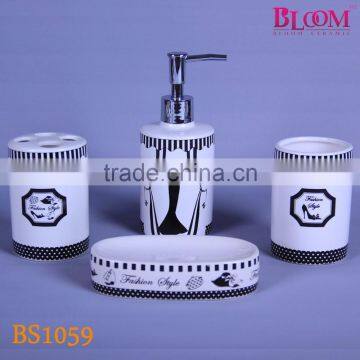 China supplier colorful bathroom accessories set