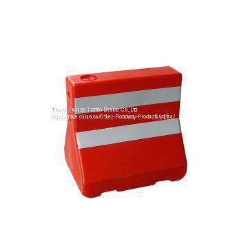 1800mm Plastic Water Filled Barrier photo-5