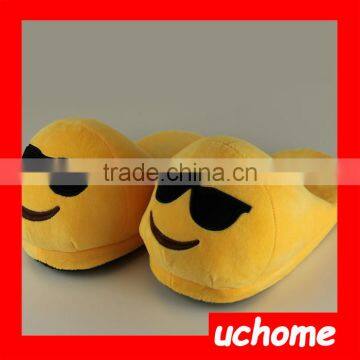 UCHOME Wholesale Plush Indoor Cheap Emoji Slipper photo-4