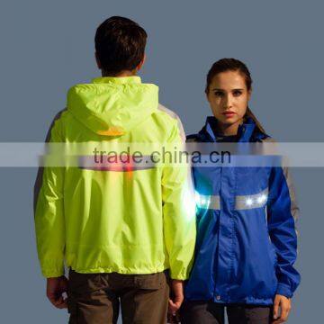 China Custom Cycling Outdoor Sports Jacket LED Lights Flshing photo-6
