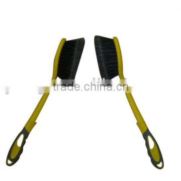 Plastic car tire brush