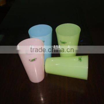 Durable & Fashionable21oz Plastic Cups Drinking Cups