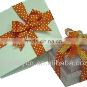 ribbon bows