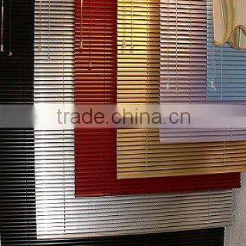 painted aluminum venetian blind