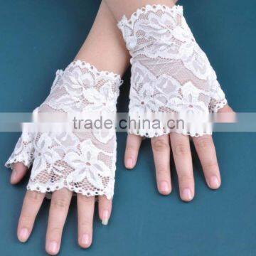 Short Cheap Fingerless White Lace Gloves