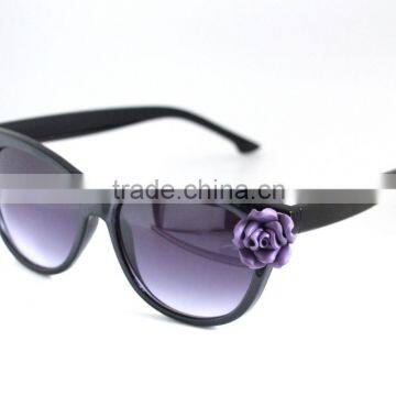 2015 Made in China Wholesale Plastic Flower Fashion Sunglasses photo-5