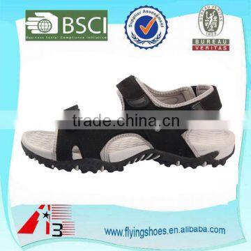 Factory Price New Design Man Beach Shoes Sandal photo-2