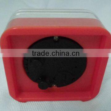 BB06203 Mini Crystal Gifts Alarm Clock With Cake Shape photo-3