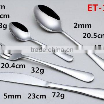 Plain elegant design food grade material cutlery set with serving pieces