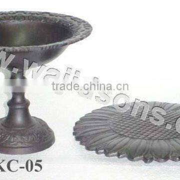 BOWL ON STAND CAST IRON