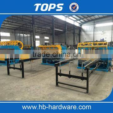 Hot Sale Welded Wire Mesh Machine With Roll Type