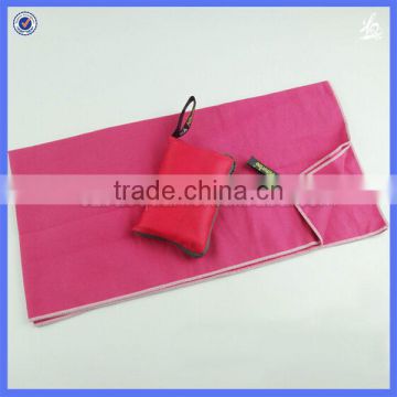 Pink color microfiber suede towel with bag package