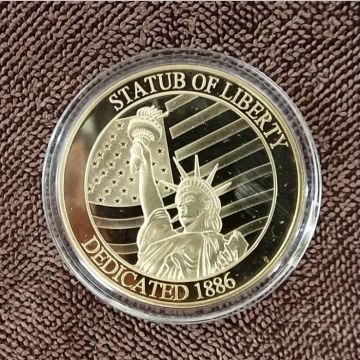 Gold and silver Souvenir coin statue of liberty tourism souvenir