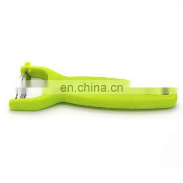 Kitchen Accessory Green Plastic Handle Sharp Blade Vegetable Potato Peeler