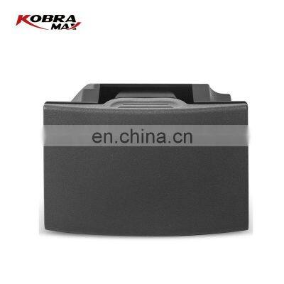 96965-ZP00C Black Rear Console Cup Holder For Nissan 96965-ZP00C photo-2