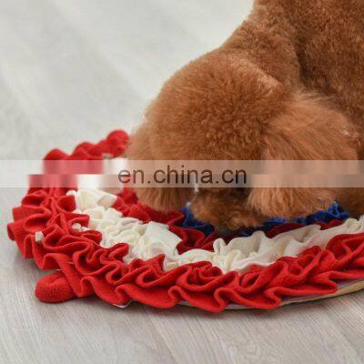 Wholesale Interactive Slow Feeding Pet Treat Dog Feed Nose Work Training Snuffle Mat