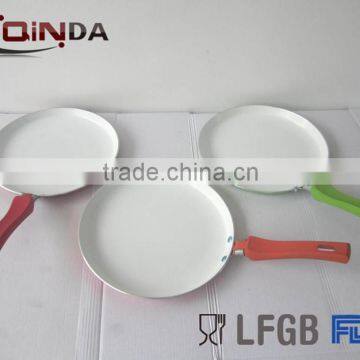 Aluminum ceramic crepe pan