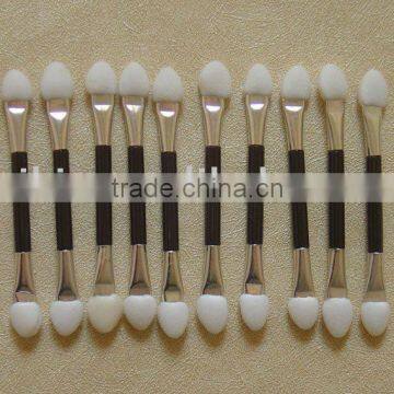 Disposable sponge applicator eyeshadow brush