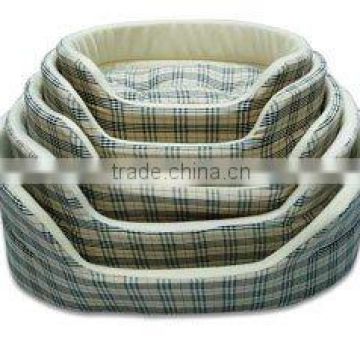 Fashionable dog bed with different sizes