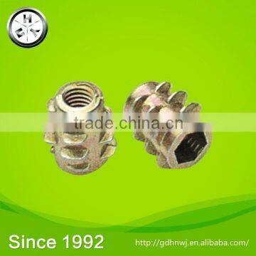 ISO certificate high quality M4X10 zinc plated zinc alloy screw nut in furniture(NZ1111)                        
                                                Quality Choice