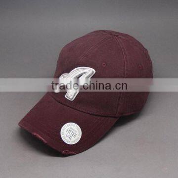 HEAVY WASHED BASEBALL CAP WITH APPLIQUE