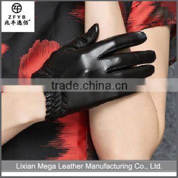 2016 High quality wholesale fashion Ladies Gloves Leather Black