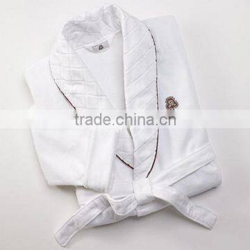 Deluxe hotel organic white robe for spa