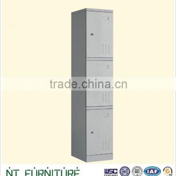 China 3 door steel clothes cabinets with lockers from Luoyang