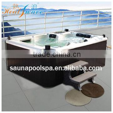 Acrylic outdoor massage spa hot tube. new hot tube