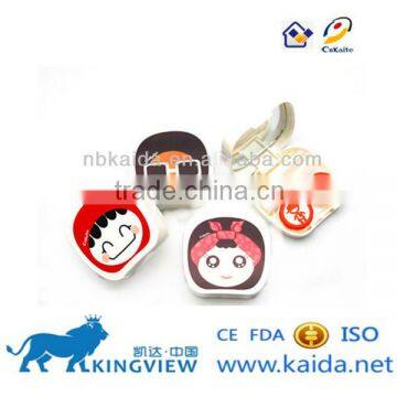 A-8069 Pretty Man With Mum Contact Lens Mate Box photo-3