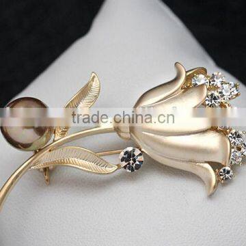 2016 new design elegant wedding invitation brooch