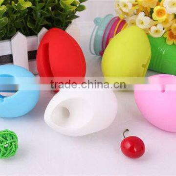 Unique silicone sound amplifier or speaker