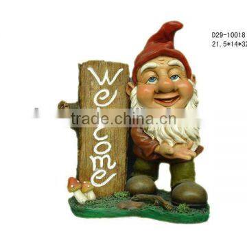 Resin gnome garden decoration