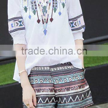 Girls Stylish Top and Shorts Beautiful Embroidery Design Ladies Suits photo-2