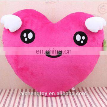 high quality custom wedding bedroom decoration plush red love heart shaped cushion pillow