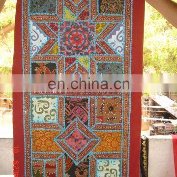 Designer Wholesale Old Silk Cotton Patchwork Wall Hangings Tapestry Runner photo-6