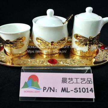 Coffee cup with tray