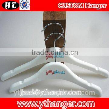 YY0519 Baby Shops Plastic Clothes Hanger Kids Fashion Clothes Plastic Hanger photo-5