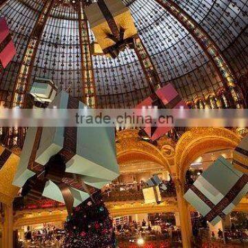 New design christmas giftbox shopping mall decoration