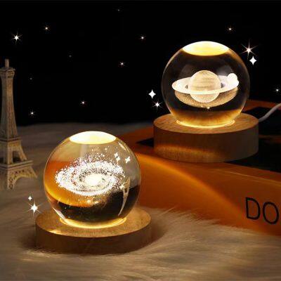 Creative 3D Laser Engraving Holographic Decor Table Lamp Crystal Ball Night Light Galaxy Crystal Ball Lamp for christmas gifts