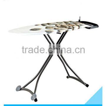 KS4917RVP1-25/32 Large ironing board with wheels