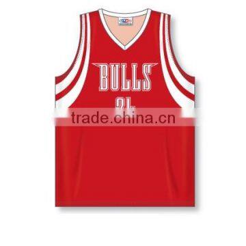 100% Polyester Custom Sublimated Bulls Basketball Jersey / Shirt Pro Cut