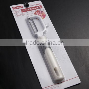 Vegetable Fruit Plastic Peeler Parer