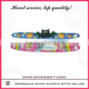 High quanlity cute 3d rubber wristlet