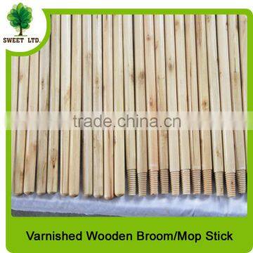 Whosesale Varnished Wooden Broom Handle With Cheap Price and High Quality photo-6