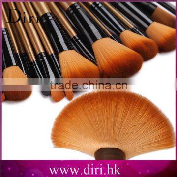 2016 Factory offer fashion design makeup brush for gifts