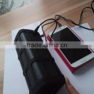 2015new Hot Sell Waterproof Bluetooth Speaker Power Bank 7800mAh photo-2